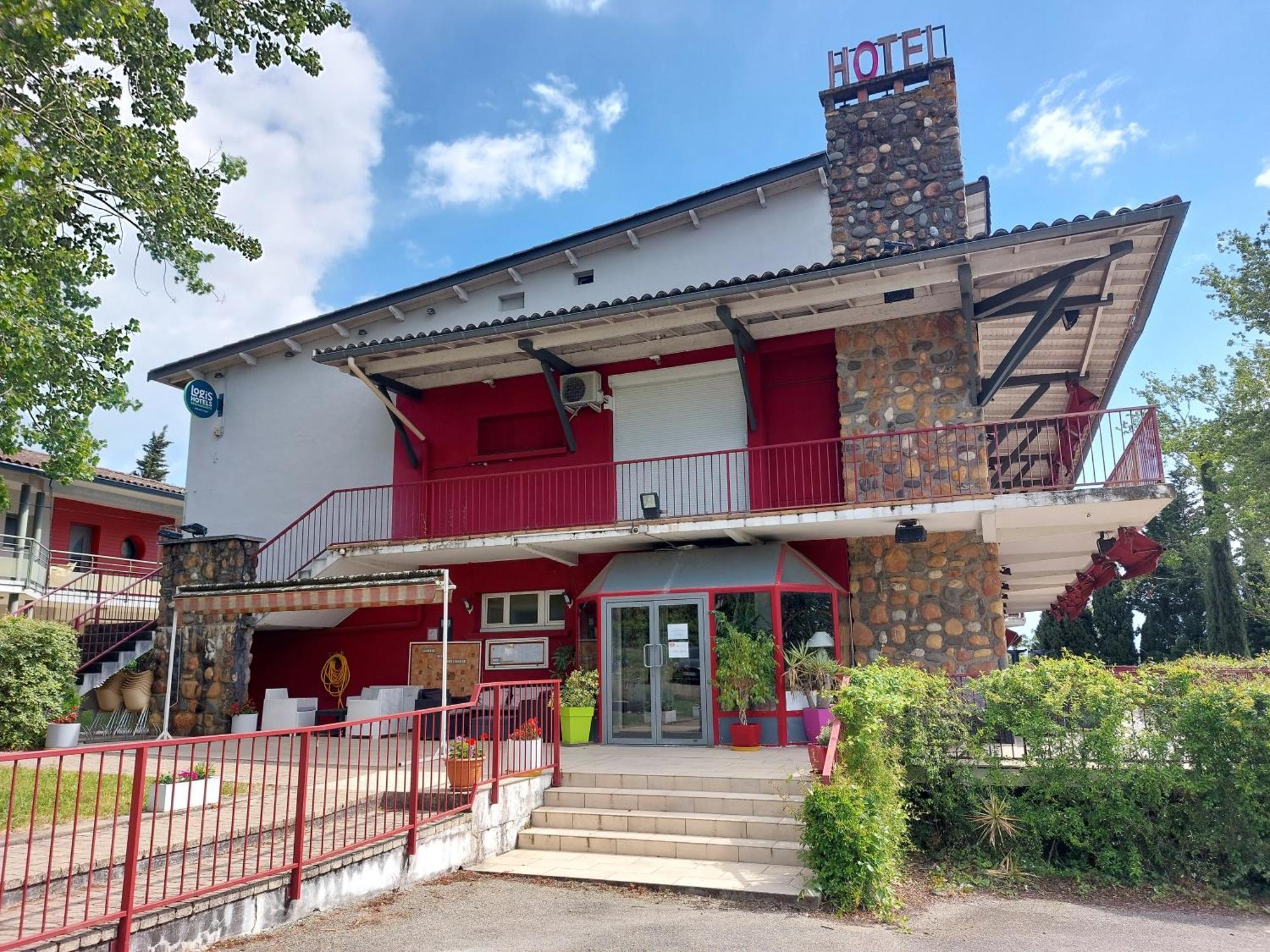 Logis Hotels - Hotel Et Restaurant Le Relais Des Garrigues Grisolles  Esterno foto